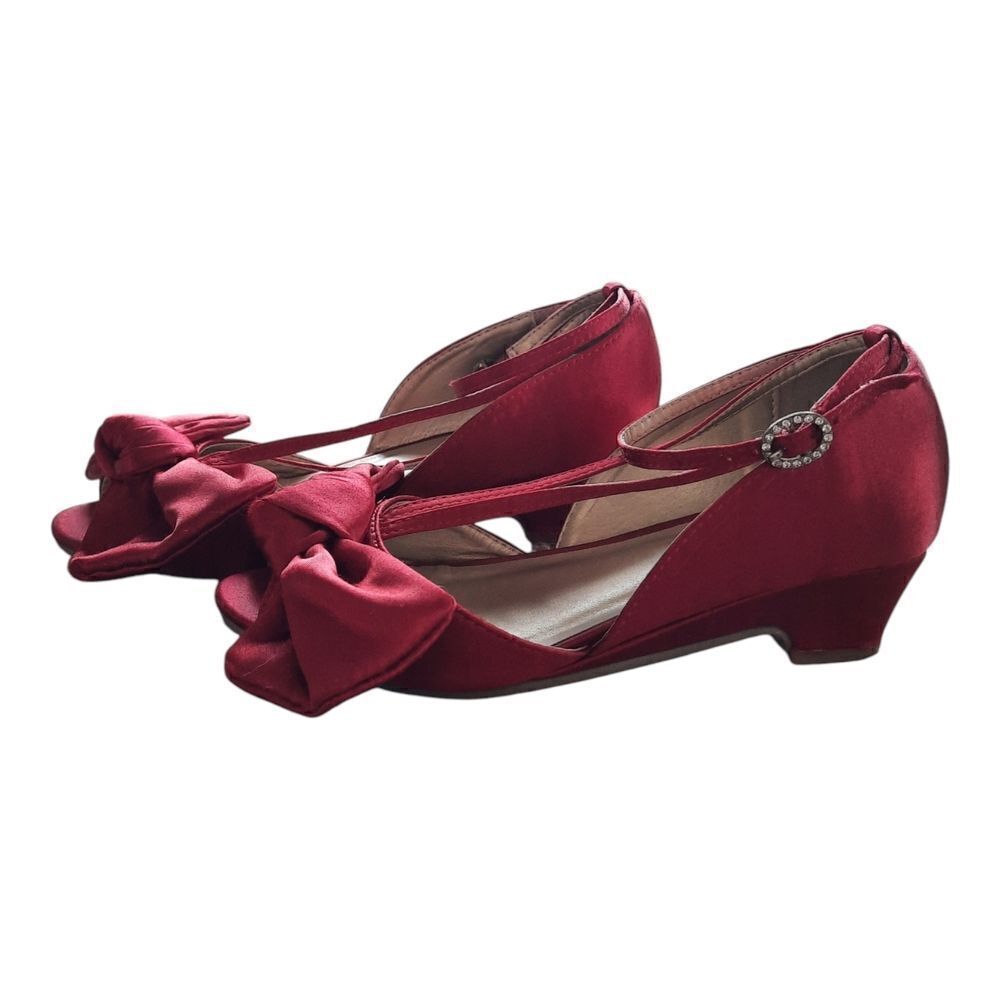 Joyfolie Elegant Red Satin Heels with Bow Detail